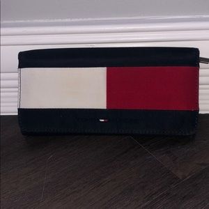 🌹Tommy Hilfiger valet🌹